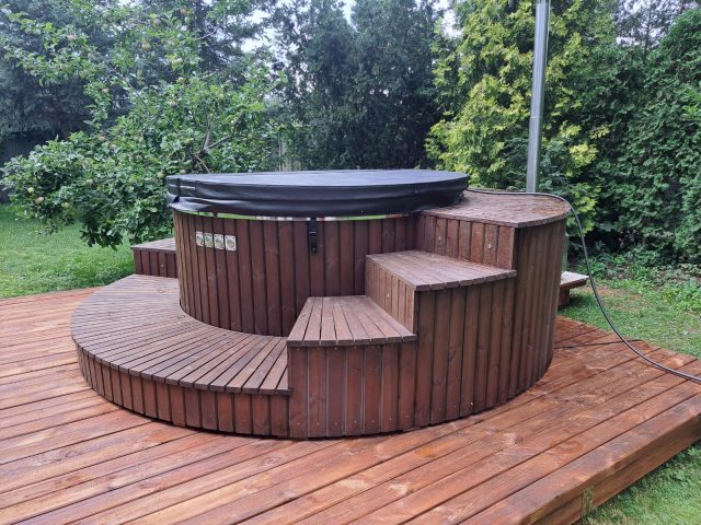 Kubls ar lielajām kāpnēm