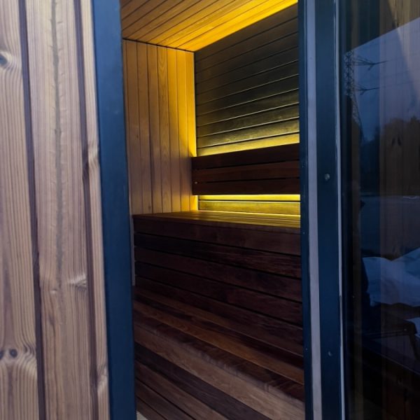 Divu līmeņu lāvas