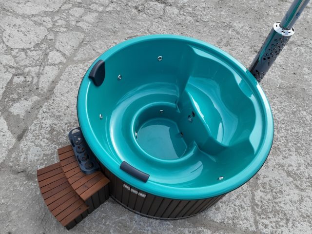 Koka kubls ar stikla&scaron;ķiedras oderi