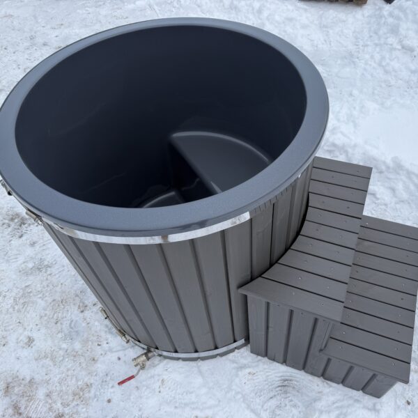Aukstā ūdens kubls ar Termokoka apdari