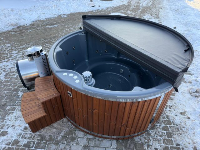 Akrila kubls ar ārējo krāsniņu